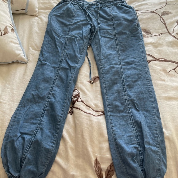 Denim Casual Capri - Picture 2 of 6